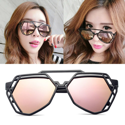 Γυναικεία γυαλιά  με ενδιαφέρον πλαίσιο σε διάφορα χρώματα