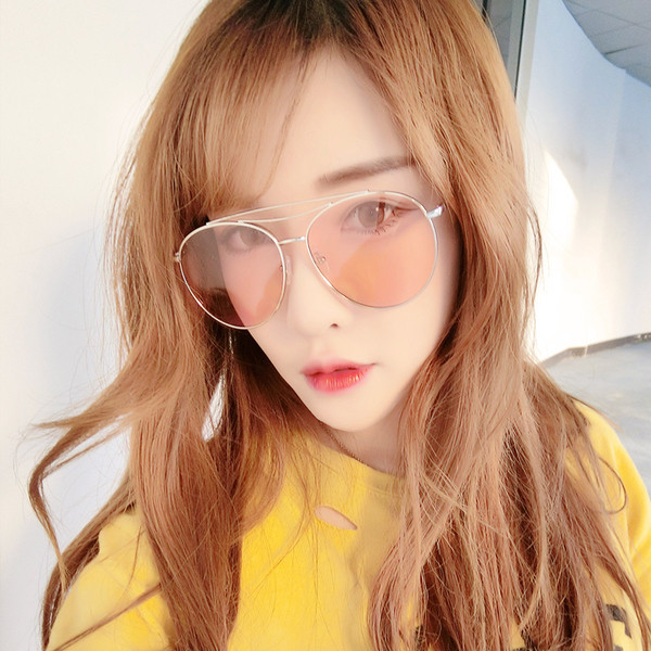 Γυναικεία κλασικά γυαλιά ηλίου  σε διάφορα χρώματα