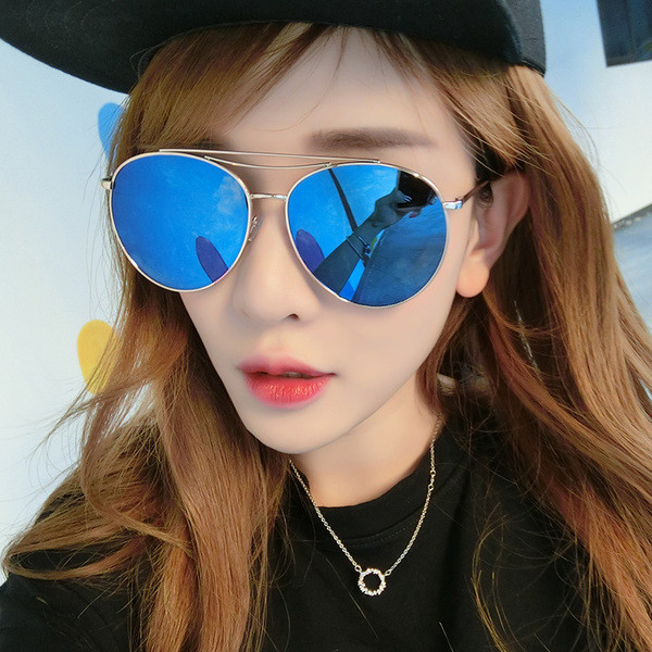 Γυναικεία κλασικά γυαλιά ηλίου  σε διάφορα χρώματα