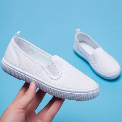 Καλοκαιρινά πάνινα παπούτσια για κορίτσια σε δύο μοντέλα με συνδέσμους και  Velcro σε λευκό χρώμα