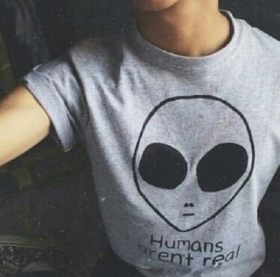 Tricou casual de dama cu maneci scurte, decolteu O si imprimeu la zi (multe modele)