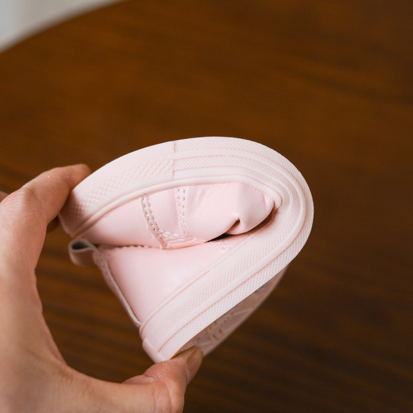 Tenisi casual copii pentru fete in trei culori cu cravate si pietre decorative