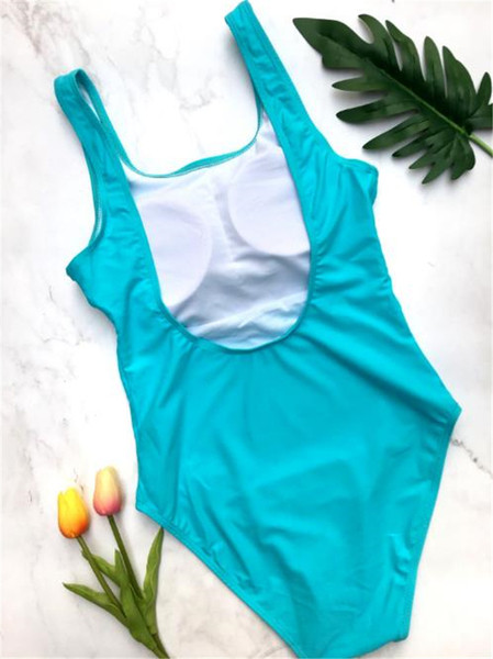 Costum de baie intreg de dama actual cu aplicatie