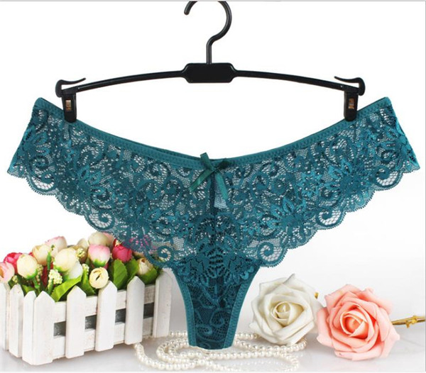 Női intim fehérnemű áttört csipkével - 5 színben