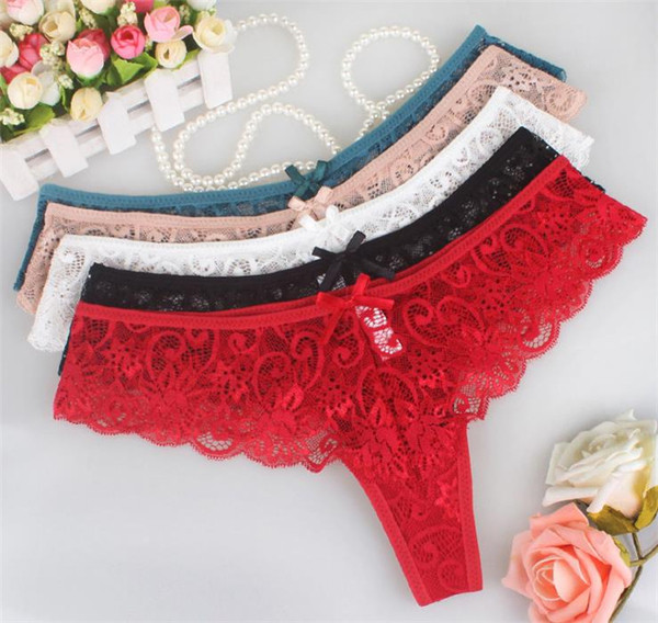 Női intim fehérnemű áttört csipkével - 5 színben