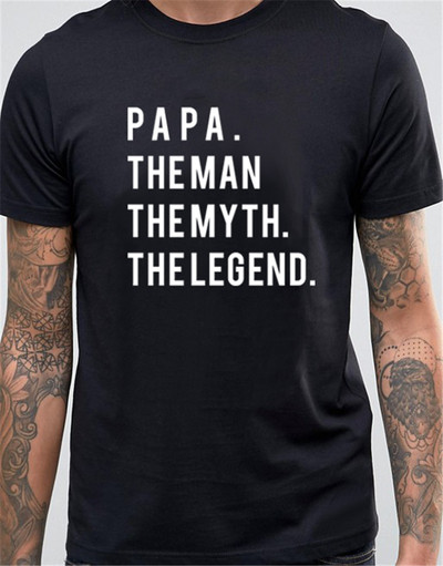 Ανδρικό πουκάμισο με κοντό μανίκι, περιλαίμιο και επιγραφή σε σχήμα O