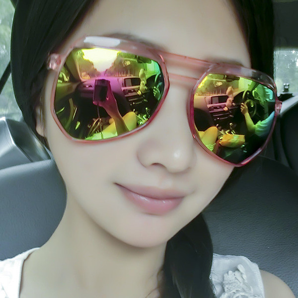 Női mindennapi napszemüveg UV védelemmel több színben