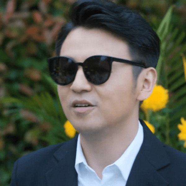 Klasszikus unisex napszemüveg több színben