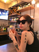 Klasszikus női napszemüveg két színben