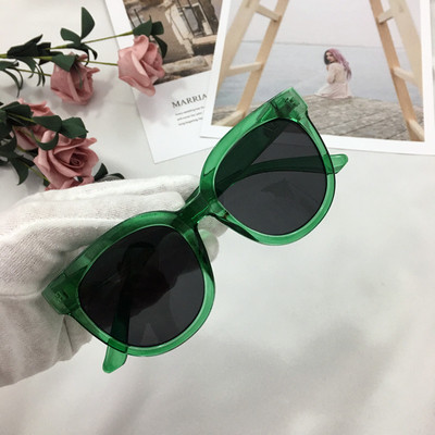 Klasszikus női napszemüveg két színben