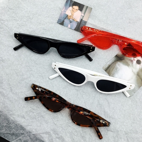 Nem szabványos női napszemüveg érdekes szemüveggel négy színben