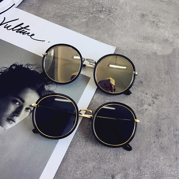 Ochelari de soare de dama actuali cu lentile rotunde in mai multe culori