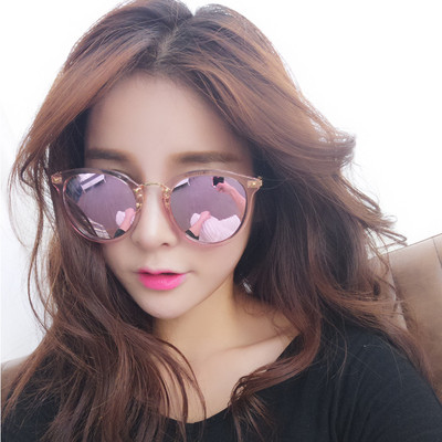 Καθημερινά γυαλιά ηλίου με UV προστασία και γυαλιά καθρέφτη σε διάφορα χρώματα