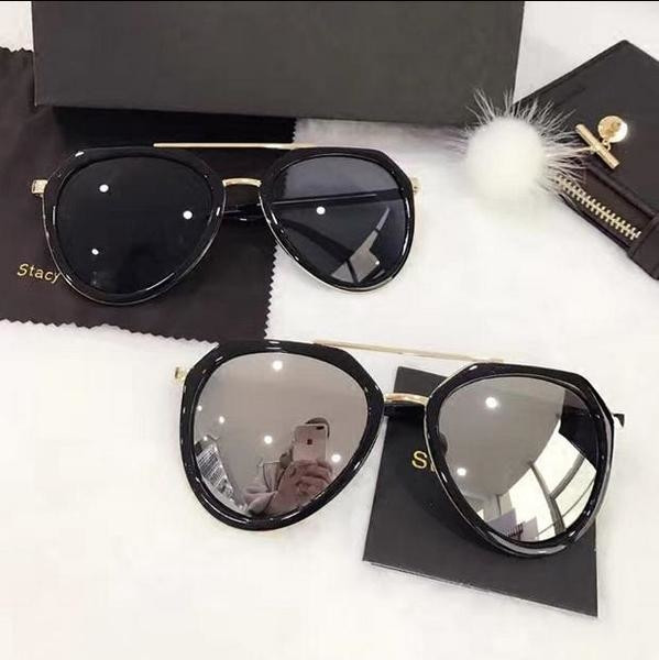 Κομψά γυναικεία γυαλιά ηλίου με λεπτό και πολύχρωμο πλαίσιο σε τρία χρώματα