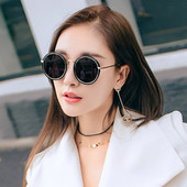 Ochelari de soare moderni de dama cu lentile rotunde si rama subtire in trei culori