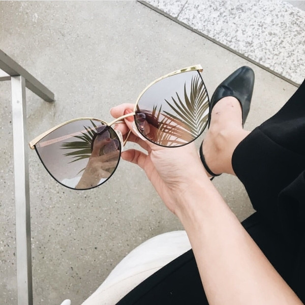 Ochelari de soare eleganti, cu ochi de pisica, in mai multe culori