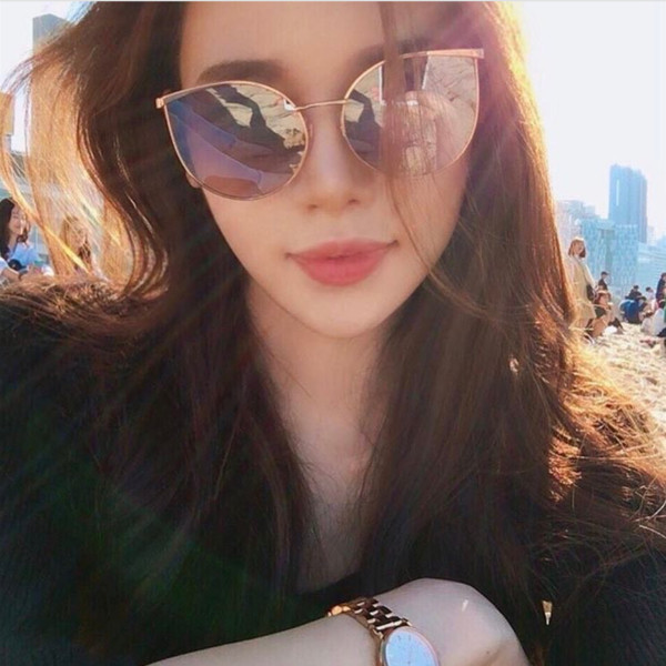 Ochelari de soare eleganti, cu ochi de pisica, in mai multe culori