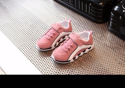 Tenisi copii pentru fete in trei culori cu cravate elastice si velcro