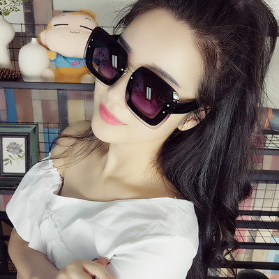 Ochelari de soare eleganti de dama cu lentile patrate mari, doua modele