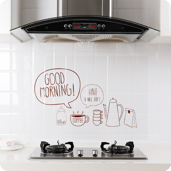 Autocolante autoadezive rezistente la apa pentru aragaz, protejand peretele de stropii de grasime