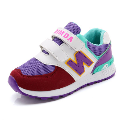 Καθημερινά παιδικά πάνινα παπούτσια σε ανοιχτά χρώματα με λουράκια velcro