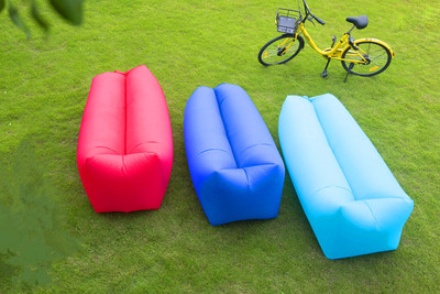 Φουσκωτ`η πολυθρόνα σε διάφορα χρώματα - κατάλληλο για εκδρομές, κατασκηνώσεις και παραλία