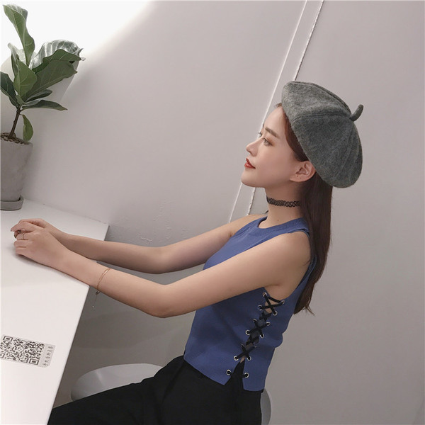 Női rövid akasztófelső oldalsó megkötővel, két színben