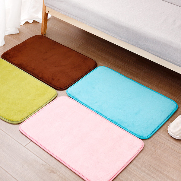 Covoraș pentru baia ta, antiderapant și ușor de curățat