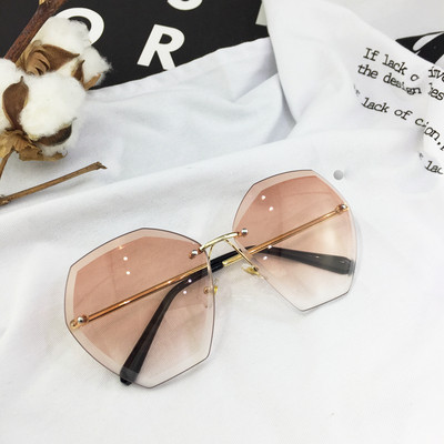 Ochelari de soare poligonali de dama in mai multe culori