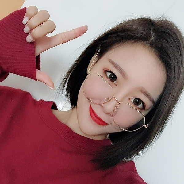 Ochelari eleganti de dama fara dioptrie cu rama de culoare diferita in mai multe culori