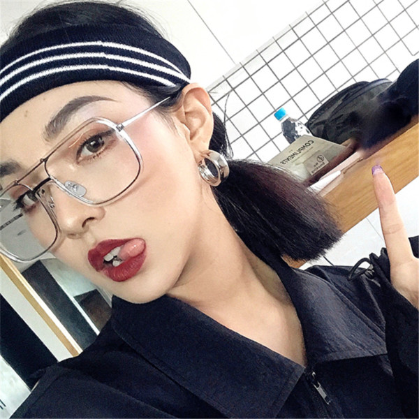 Ochelari moderni de dama topici fara si cu dioptrie, in diferite culori