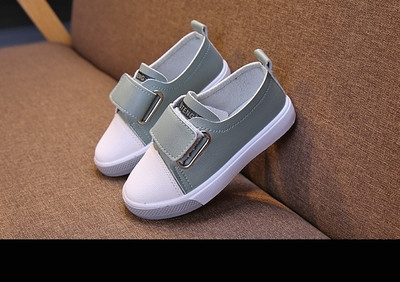 Tenisi casual pentru copii pentru fete in trei culori cu elemente metalice si velcro