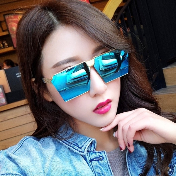 Ochelari de soare de damă non-standard în mai multe culori