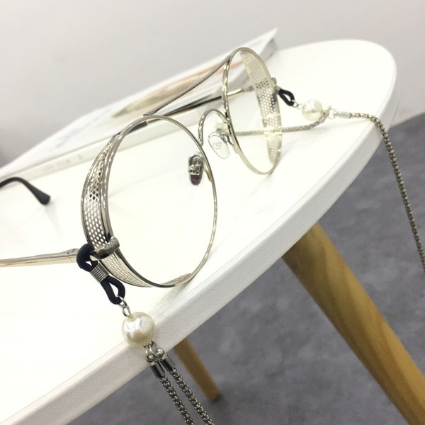 Ochelari rotunzi eleganti de dama fara dioptrie cu un lant lung metalic in doua culori