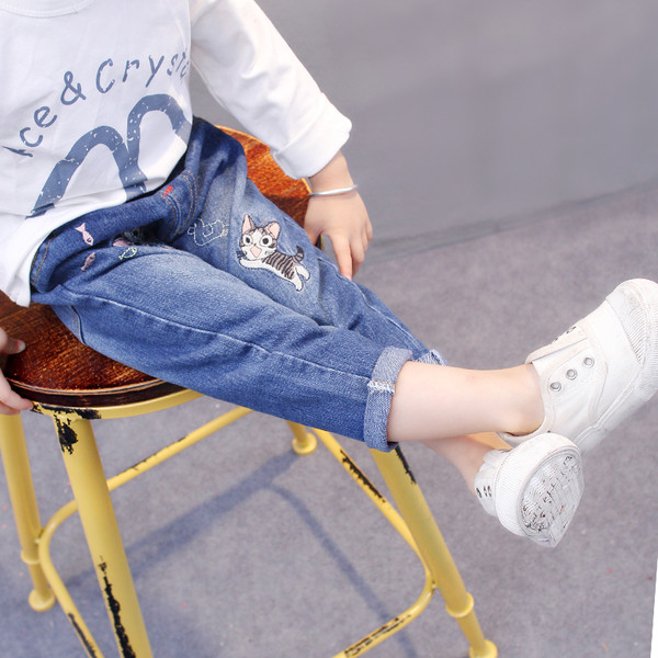 Blugi de copii pentru fete cu o mini aplicație în albastru