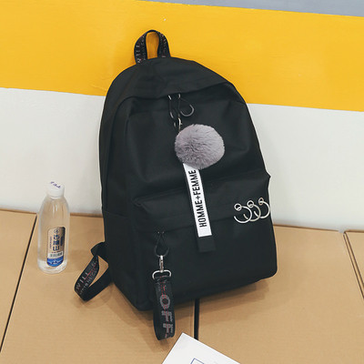 Női hétköznapi hátizsák három színben, fém elemekkel