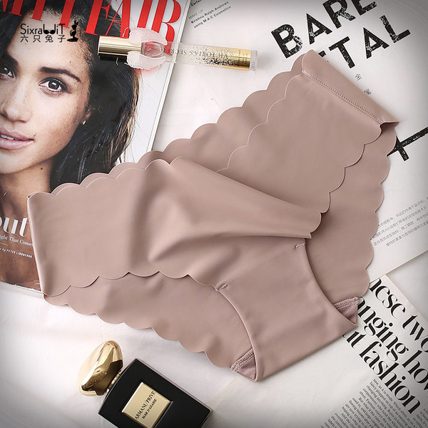 Γυναικεία μπικίνι σε διάφορα χρώματα