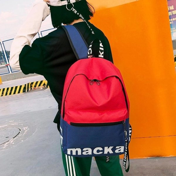 Rucsac de damă în diferite culori cu inscripție