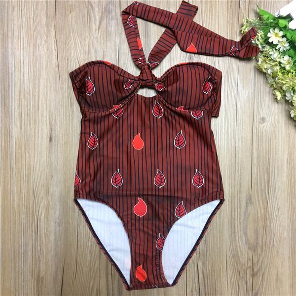 Costum intreg de dama in rosu cu imprimeu pentru doamne