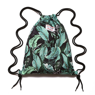 Γυναικείο σακίδιο με floral εκτύπωση με διπλές λεπτές λουρίδες