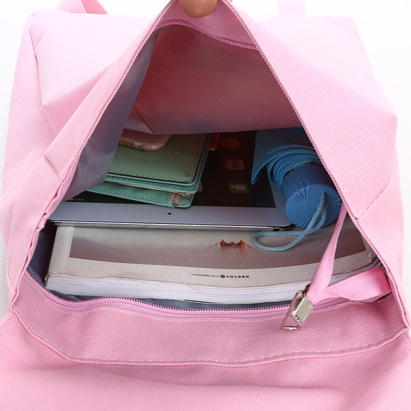 Női hátizsák három színben 3D díszítéssel