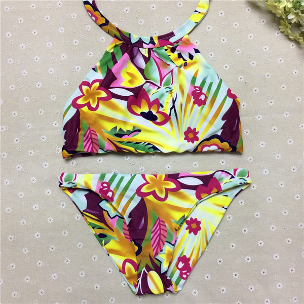 Costum de baie dama in doua modele, doua piese