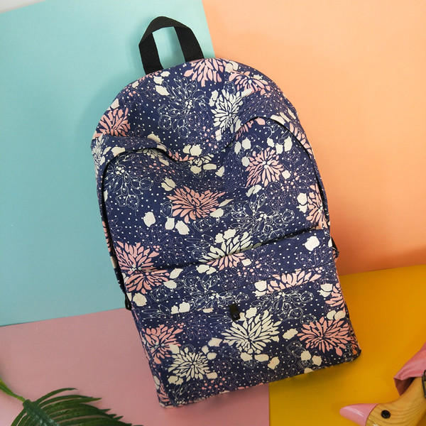 Rucsac de zi cu zi pentru femei cu bretele largi cu model floral