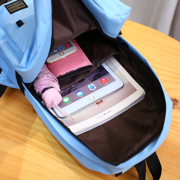 Rucsac de dama in diferite culori cu imprimeu