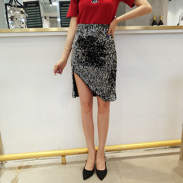 Fusta de dama moderna cu despicat cu talie inalta si paiete