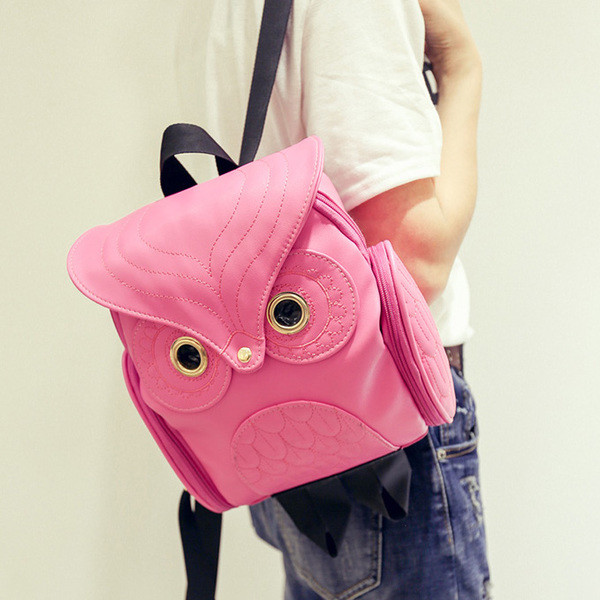 Rucsac de dama in forma non-standard cu broderie in mai multe culori