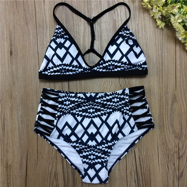Costum de baie dama alb-negru in doua parti, cu bikini cu talie inalta