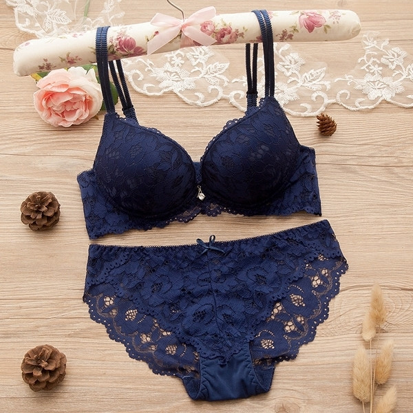 Set elegant din dantelă de damă din două părți-sutien + bikini în culori diferite