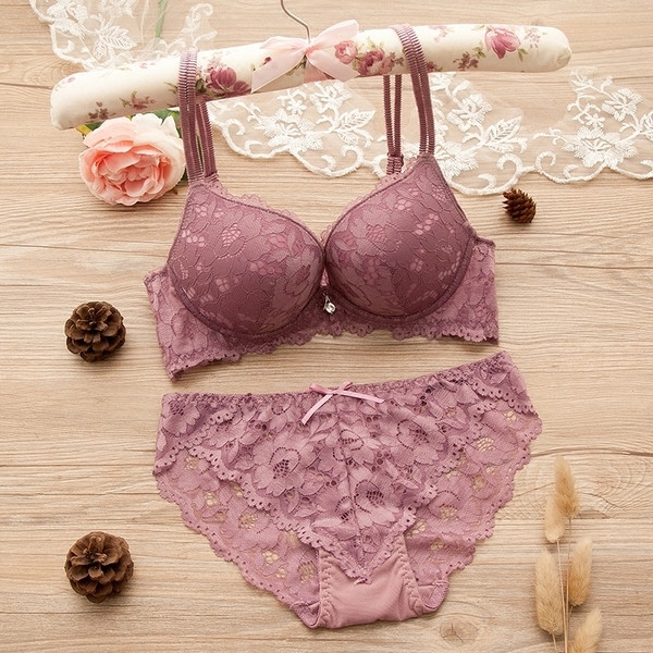 Set elegant din dantelă de damă din două părți-sutien + bikini în culori diferite