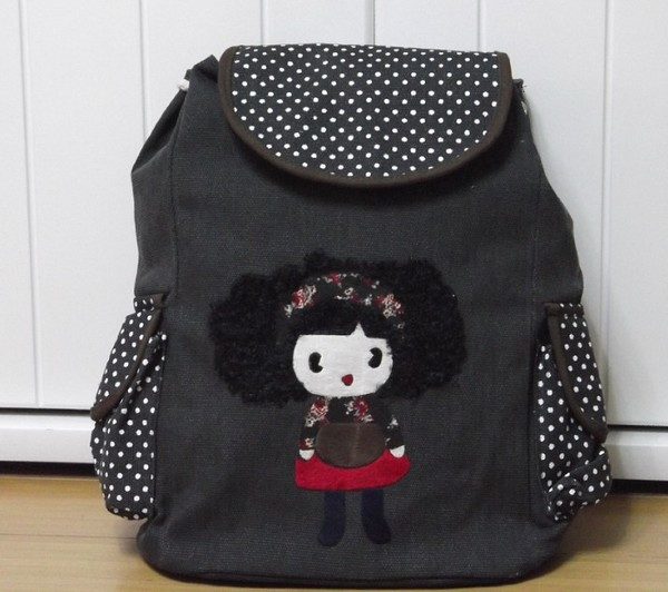 Rucsac de damă cu buzunare laterale și imprimare 3D